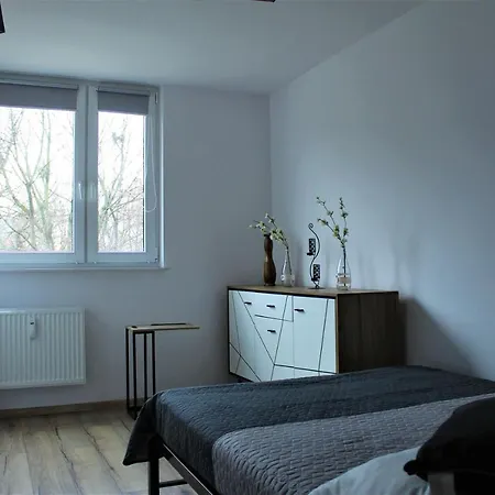 Happy Corner Apartment *