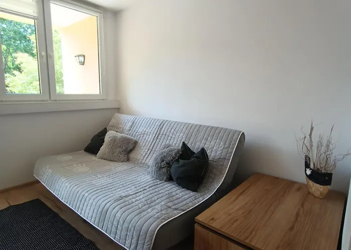 Happy Corner アパート